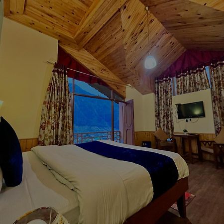 The Manu Emerald # Farmhouse # Top Selling Cottage In Manali # Peaceful Heritage Cozy Stay # Lawn With Bonfire # Most Awarded Exterior photo